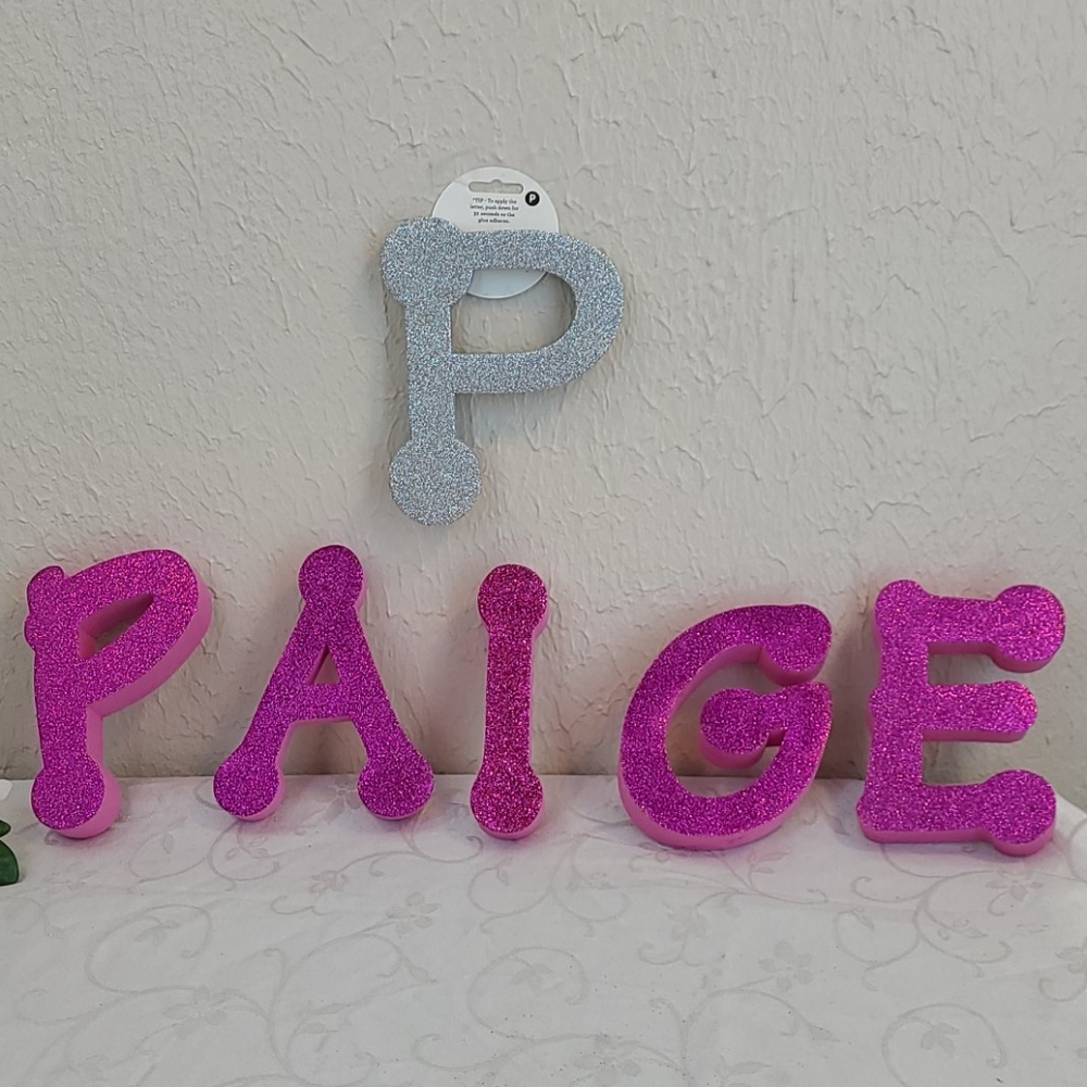 🩶 Paige and "P" wall stickers